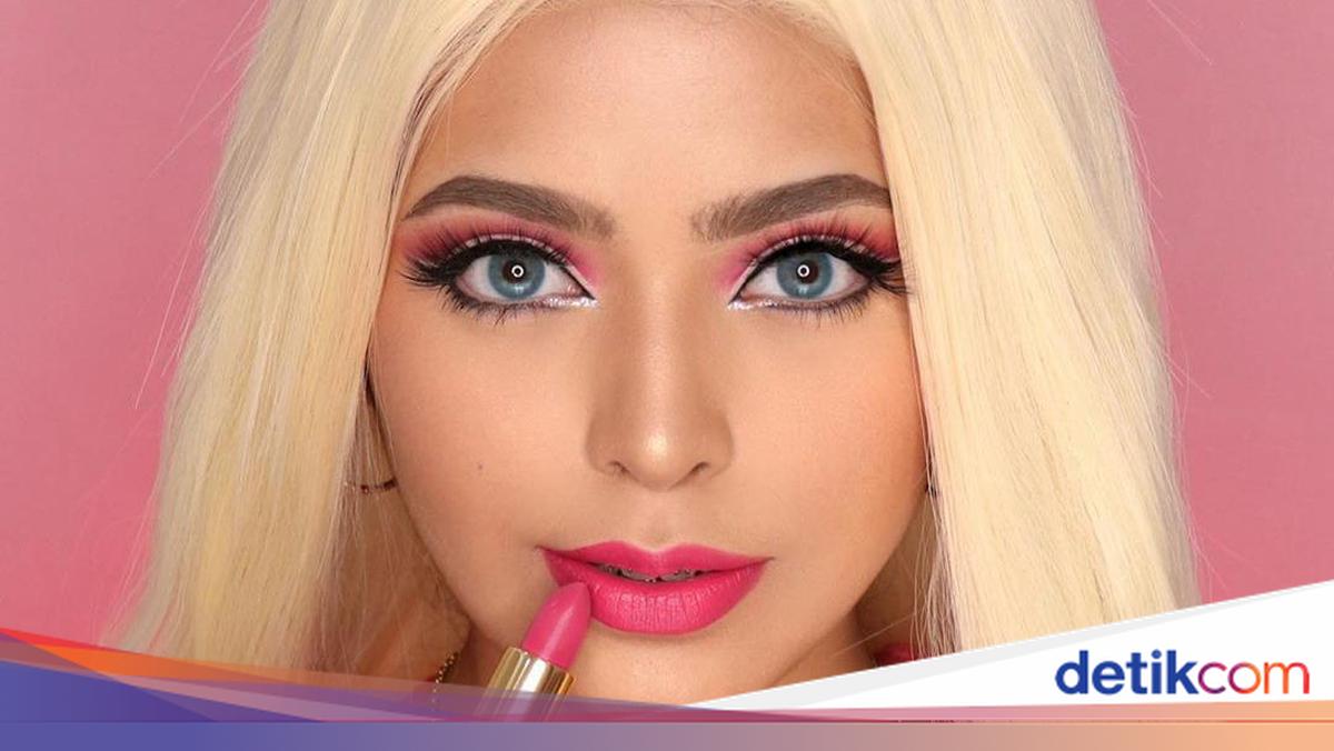 Aktrisa Makeevaning yalangoch fotosurati Aktrisa Makeevaning yalangoch fotosurati