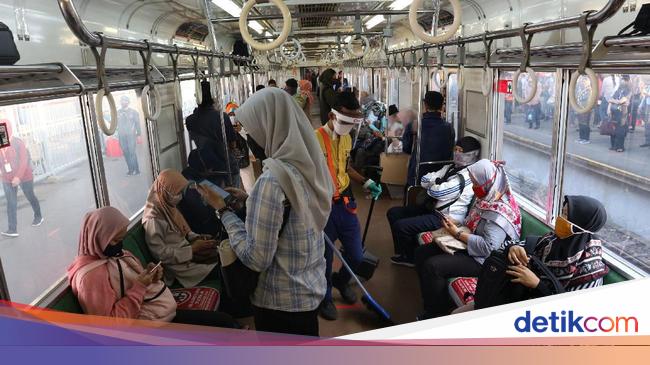 Menhub Hapus Batas Maksimal Kapasitas Angkutan Kereta