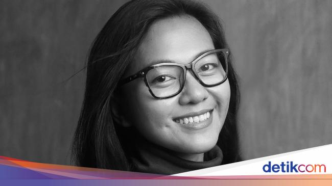 Cerita Ratih Kumala Tulis Novel 4 Tahun sampai Riset ke Pabrik Rokok Kretek