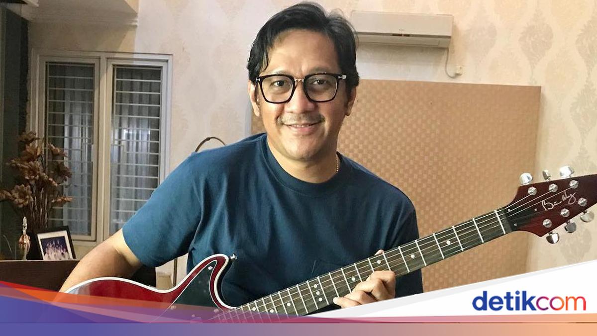 Andre Taulany Pamer Foto Jadul saat Masih Muda, Penampilannya Curi Atensi