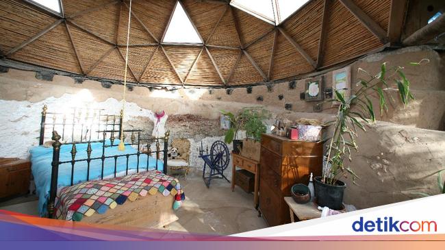 8 Foto Keindahan Rumah  yang Terbuat dari  Barang  Bekas  Ini 