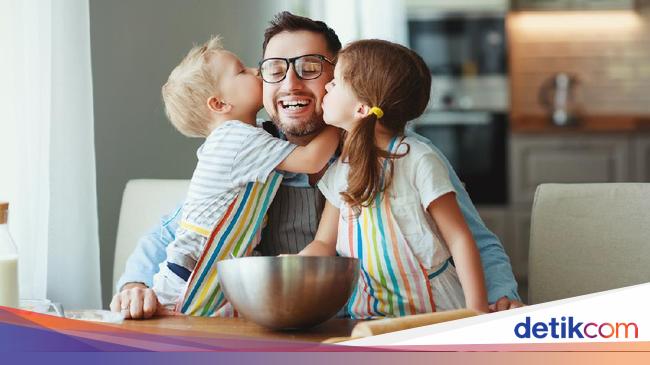 10 Puisi Tentang Ayah Mengharukan Dan Menyentuh Hati 10 Puisi Tentang Ayah Mengharukan Dan Menyentuh Hati