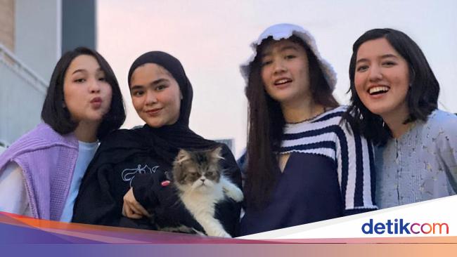 Blink Reunian Lewat Lagu Baru Ify Alyssa