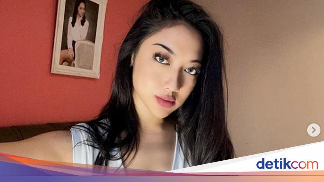 Maaf Rizky Febian Anindita Hidayat Suka Cowok Brewok Dan Lebih Tua