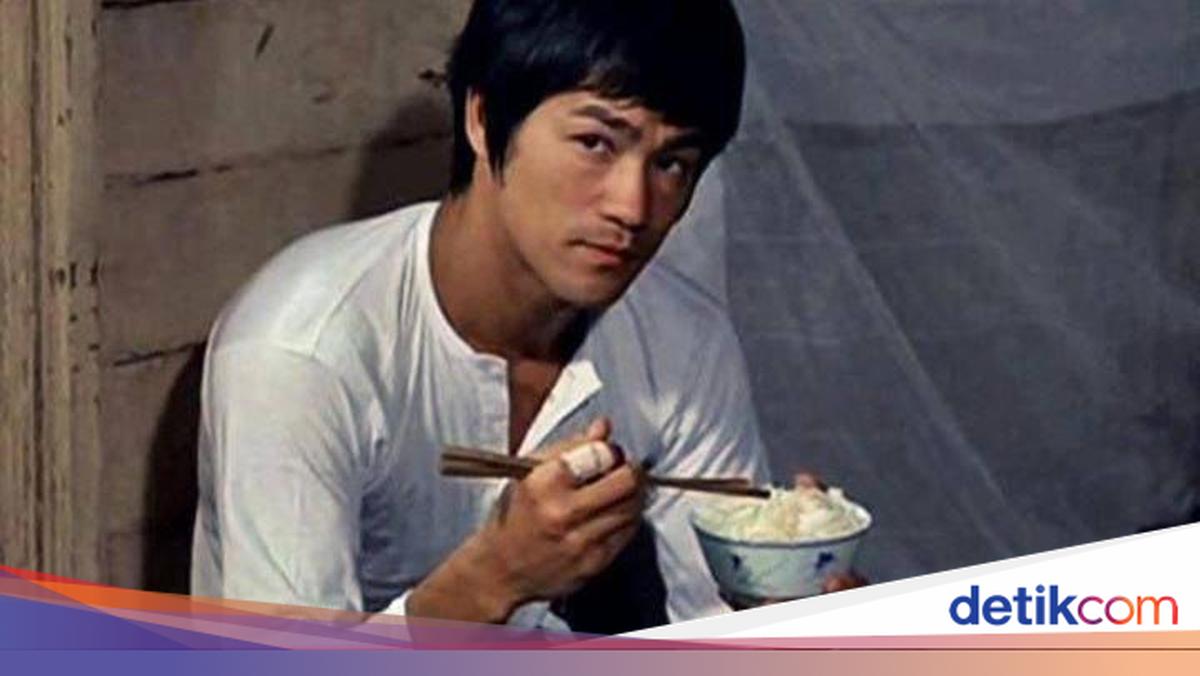 Ini 5 Makanan Favorit Bruce Lee yang Doyan Sup Kol dan Steak