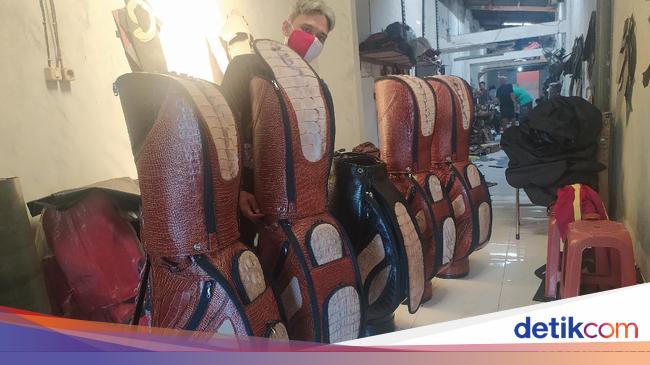 Menggeliatnya Kerajinan Kulit di Sidoarjo Selama Transisi Menggeliatnya Kerajinan Kulit di Sidoarjo Selama Transisi