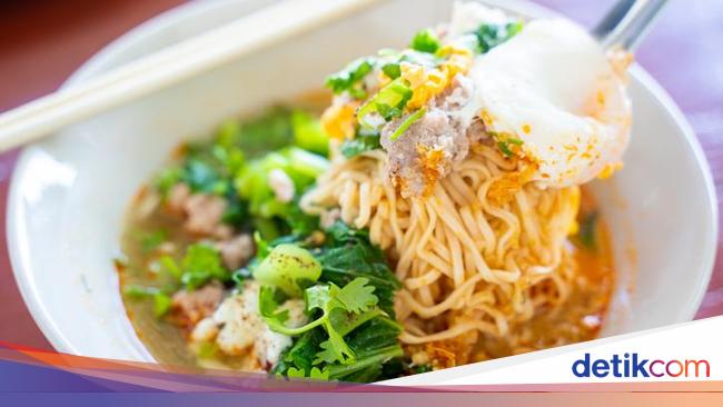2 Cara Meracik Mie Instan Kuah, Mana yang Kamu Suka?