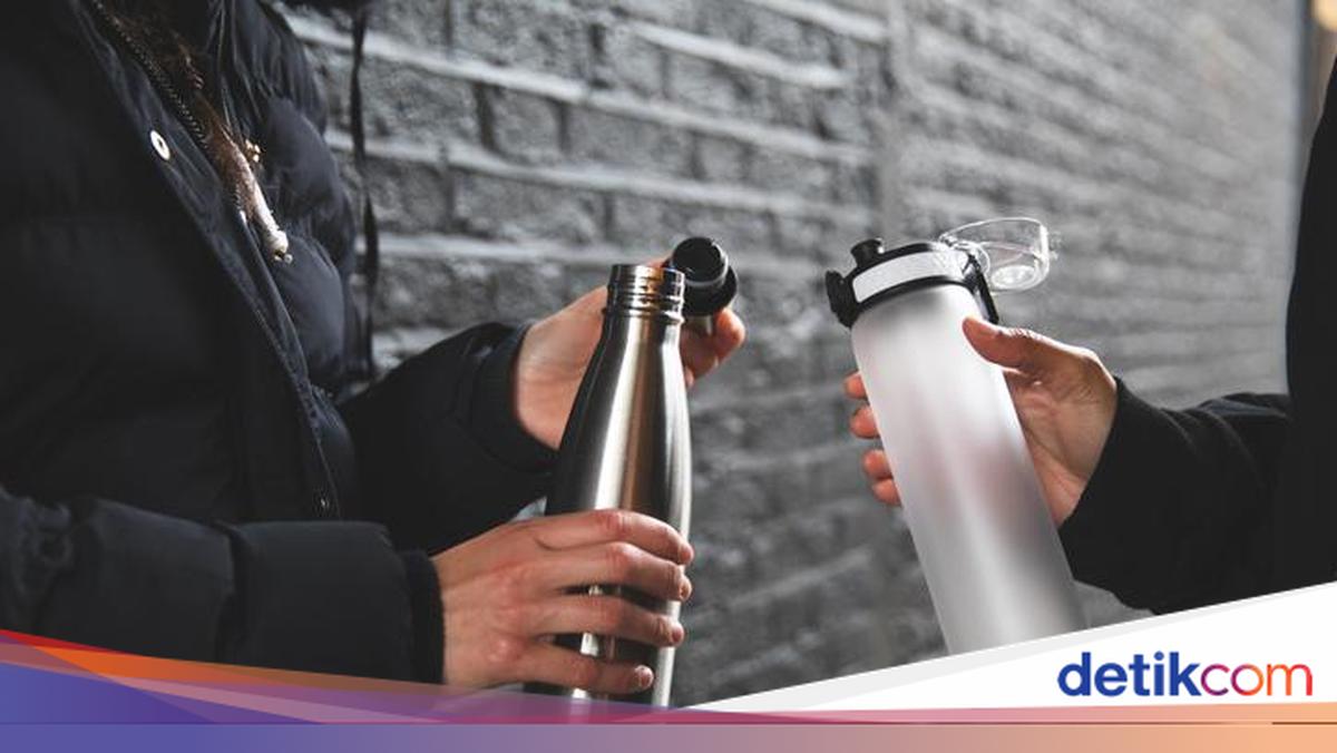 Ini Tips Cuci Botol Minum Agar Tak Jadi Sarang Bakteri
