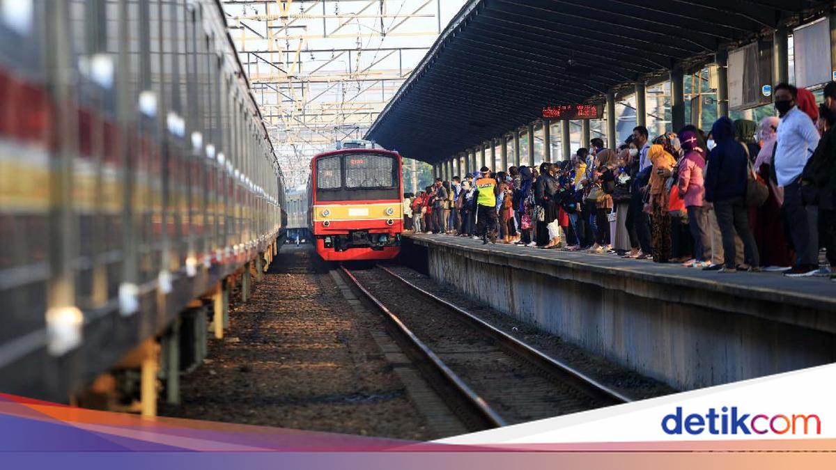 Perjalanan KRL Arah Cikarang Bekasi Masih Terganggu, Rekayasa Rute Diterapkan