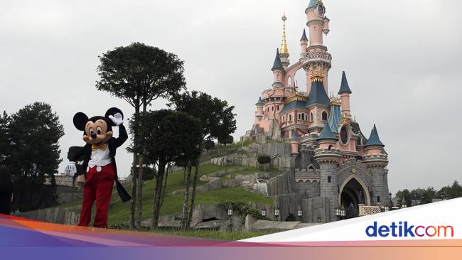 Tuntut Kenaikan Gaji, Ribuan Pekerja Disneyland Bakal Mogok Kerja