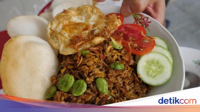 Ada Lagu Nasi Goreng dalam Bahasa Belanda dan Inggris