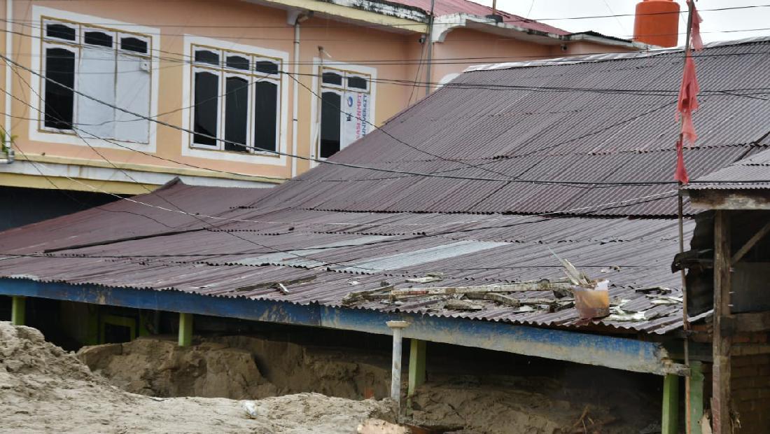 Potret Masamba Luwu Utara Yang Masih Tertutup Lumpur Pasca Banjir Bandang