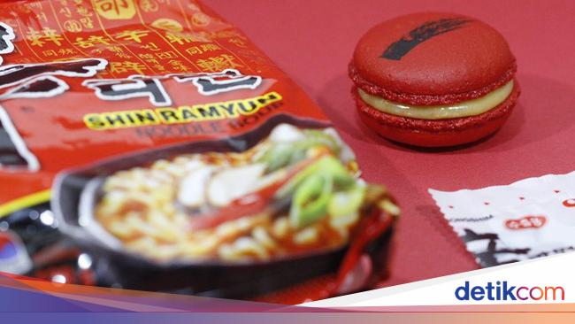 Unik Chef Ini Buat Macaron Rasa Mie Instan Korea yang Pedas