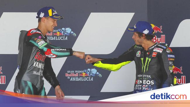 picture Fabio Quartararo Girlfriend valentino rossi moments hand over the
