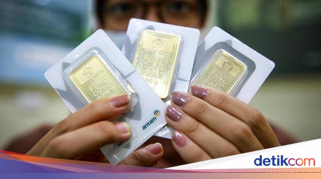 Ledakan Kemilau Emas, Jual atau Beli?
