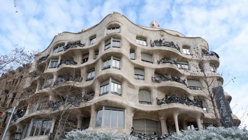 Kota dengan Arsitektur Menawan: Mengungkap Keindahan dan Sejarah dalam Setiap Batu