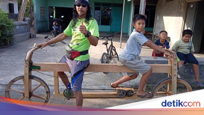 Melihat Sepeda Ontel Dua Muka Berbahan Limbah Kayu di Klaten Melihat Sepeda Ontel Dua Muka Berbahan Limbah Kayu di Klaten