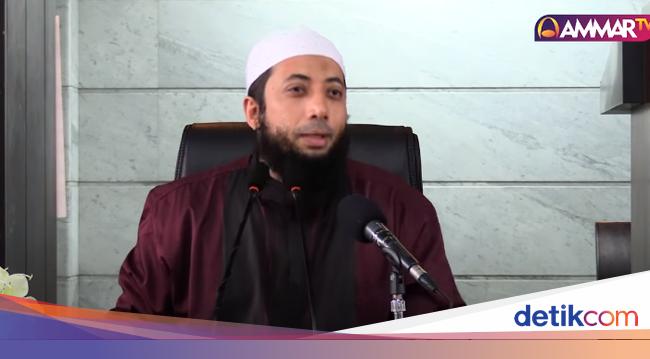 Ayah Meninggal Positif Corona Khalid Basalamah Antar Sampai Gerbang Makam Ayah Meninggal Positif Corona Khalid Basalamah Antar Sampai Gerbang Makam