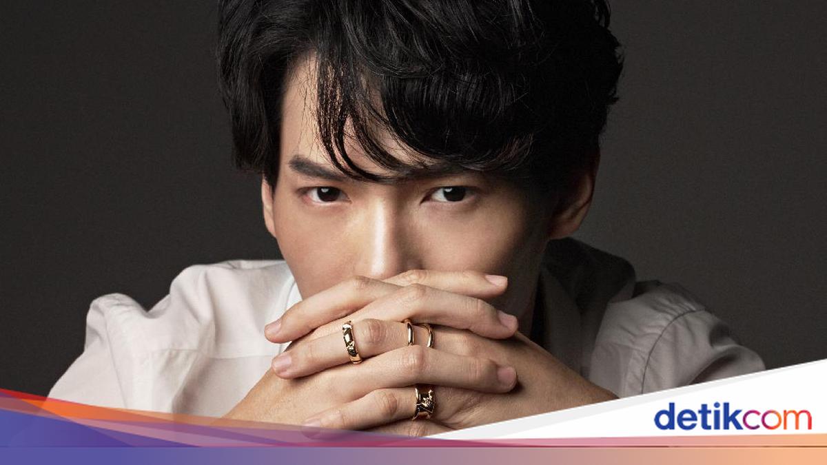 Win Metawin, Idola Thailand Pemeran Tine di Still 2gether