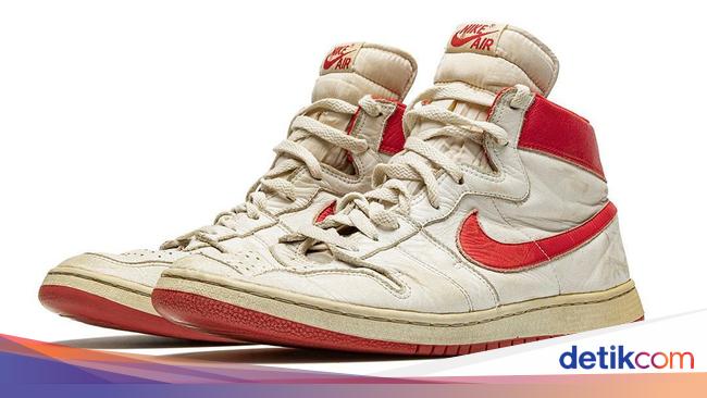 Sepatu sales michael jordan