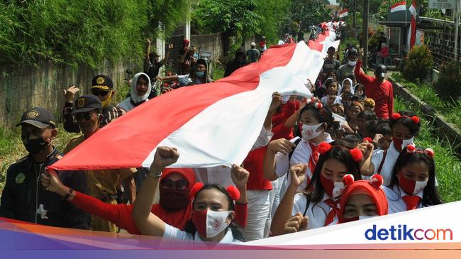 Video Viral Geng Hijabers Injak Bendera Dikecam Karena Dianggap Demi Konten