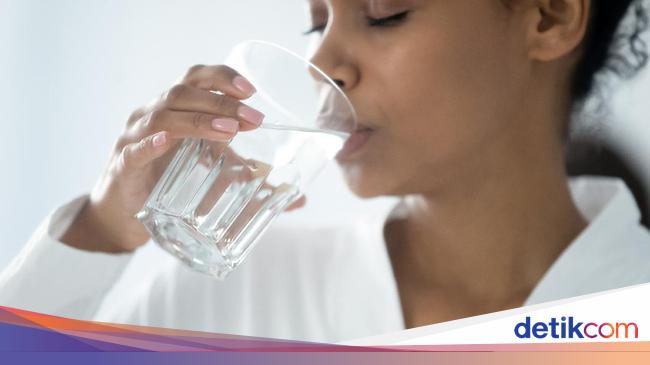 7 Efek Buruk Pada Tubuh Jika Kamu Kurang Minum Air Putih 4824