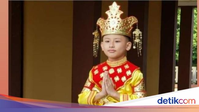 Bukan dari China Ini Cerita Pemotretan Baju Adat Kaltara Bukan dari China Ini Cerita Pemotretan Baju Adat Kaltara