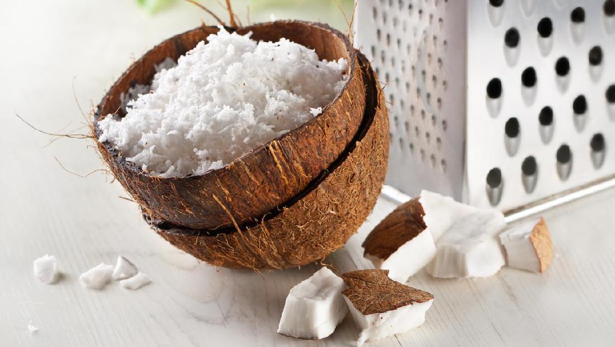 Makan Kelapa Parut Bikin Anak Kena Cacing Kremi, Benarkah? Ini Faktanya