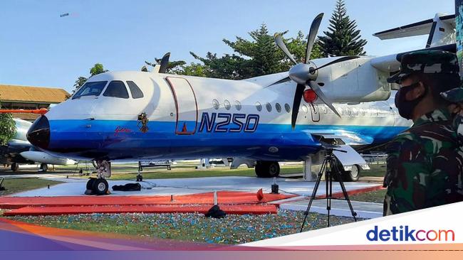 Foto Pesawat  N250 yang  Dimonumenkan di Museum TNI AU Yogya Foto Pesawat  N250 yang  Dimonumenkan di Museum TNI AU Yogya