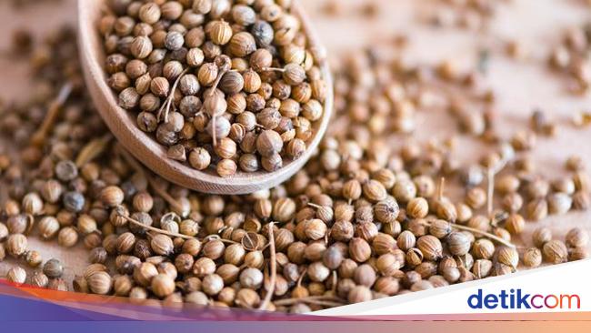 7 Manfaat Ketumbar Untuk Kesehatan Bantu Lawan Infeksi 7 Manfaat Ketumbar Untuk Kesehatan Bantu Lawan Infeksi