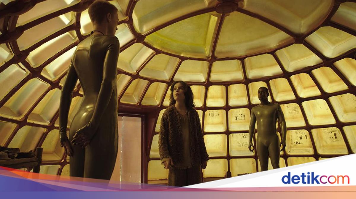 Raised By Wolves, Nasib Manusia di Tangan Android