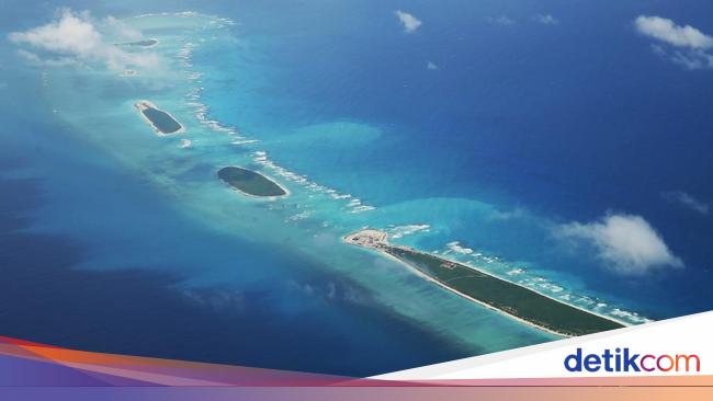 China Builds Hotpot Restaurant on Disputed South China Sea Island, Angers Vietnam