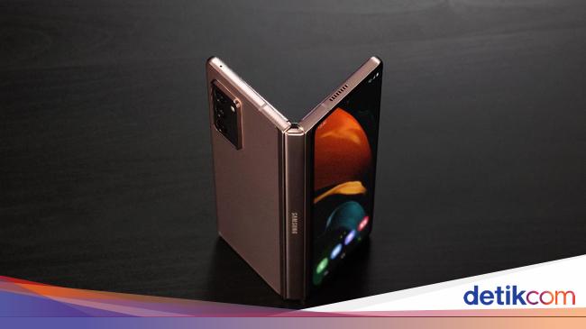 The Secret of the Galaxy Z Fold2’s Sturdy Hinge System