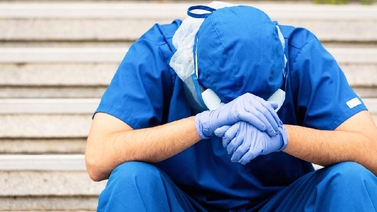 Heboh Dokter Residen Diam-diam Rekam Wanita di Toilet, Disebut Ada 4.500 Video