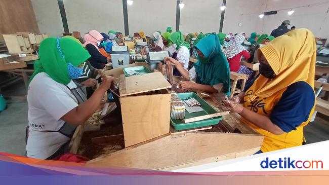 Wanti-wanti Kemenperin Gelombang PHK Terjadi Gegara Aturan Ini