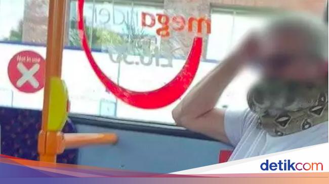 Ekstrem Banget Pria Ini Pakai Masker Penutup Wajah dari Ekstrem Banget Pria Ini Pakai Masker Penutup Wajah dari