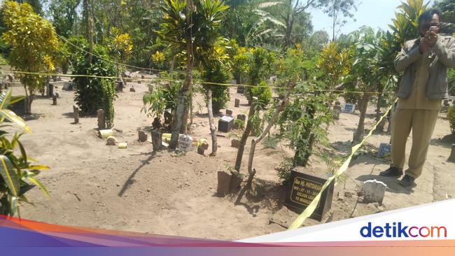 Kain Kafan Jenazah Ibu Muda di Jombang Dicuri Ini Kata Kain Kafan Jenazah Ibu Muda di Jombang Dicuri Ini Kata