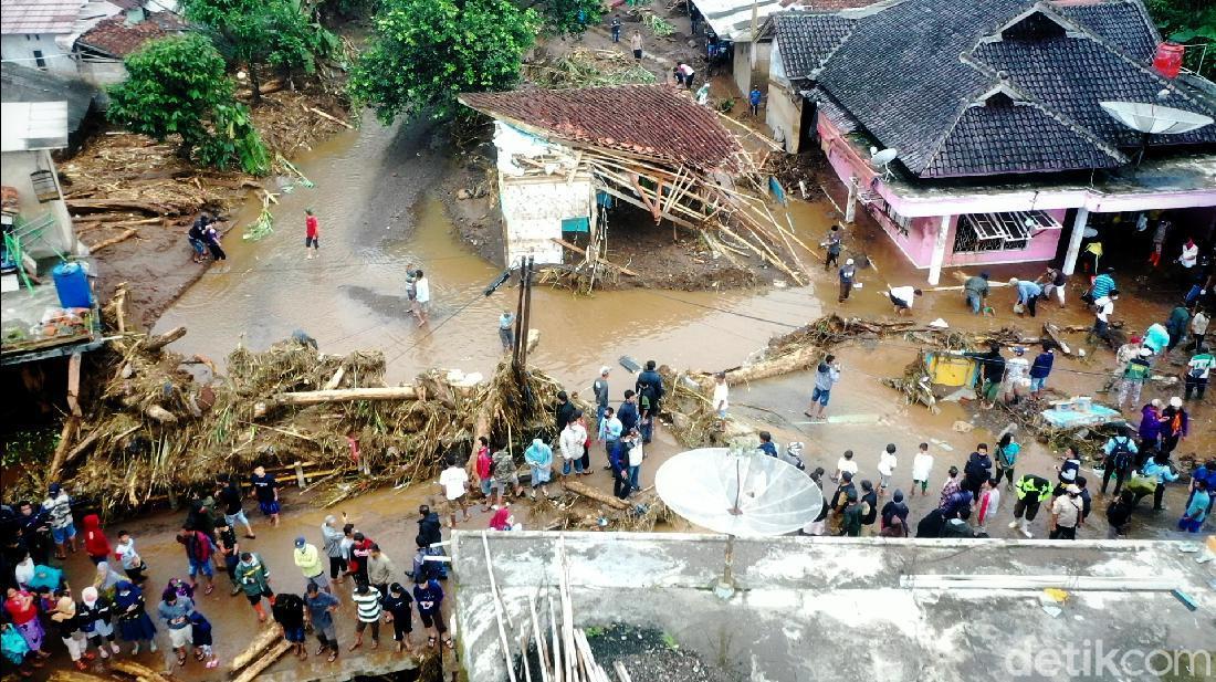 Banjir Bandang Di Sukabumi, Ini 6 Penyakit Akibat Banjir