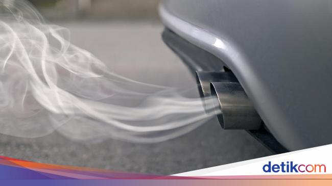 Knalpot Mobil Keluar Air Pertanda Apa Ya