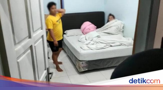 Video Sejoli Kena Razia di Hotel Ngaku Tante Ponakan Video Sejoli Kena Razia di Hotel Ngaku Tante Ponakan