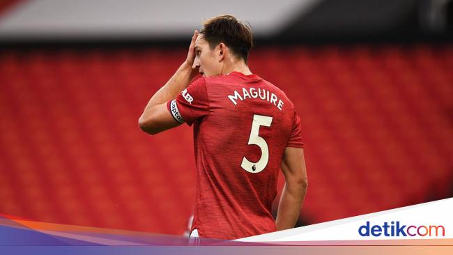 Manchester United’s Captaincy Drama: Harry Maguire’s Removal and Bruno Fernandes as Potential New Captain