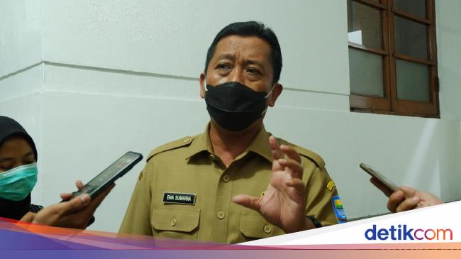 Ketua Gugus Tugas Akui Kesulitan Jaga Mobilitas Warga Kota Ketua Gugus Tugas Akui Kesulitan Jaga Mobilitas Warga Kota