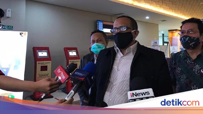 Pengacara Sebut Petinggi KAMI Dijerat Pasal Hoax Pengacara Sebut Petinggi KAMI Dijerat Pasal Hoax