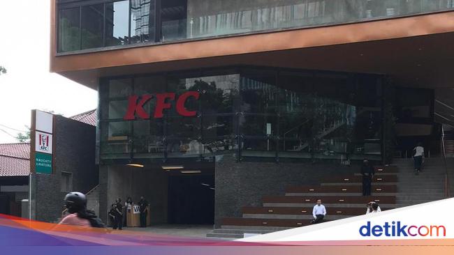 KFC di Senopati Disanksi Tutup Lagi Begini Kondisinya 