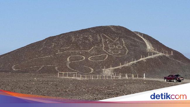  Gambar  Kucing Bersantai yang  Dibuat 2 000 Tahun Lalu 