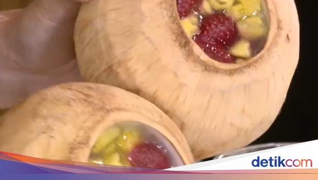 Resep Puding Dalam Kelapa yang Manis Segar Resep Puding Dalam Kelapa yang Manis Segar