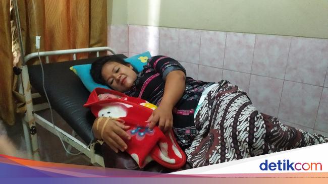 Kontraksi saat Antre Bantuan UMKM, Ibu Hamil Nyaris ...