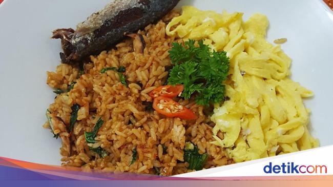 Resep Nasi Goreng Ikan Cue dan Terasi yang Sedap Banget Resep Nasi Goreng Ikan Cue dan Terasi yang Sedap Banget