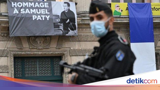 Prancis Tindak Keras Islam Radikal di Tengah Cekcok dengan Prancis Tindak Keras Islam Radikal di Tengah Cekcok dengan