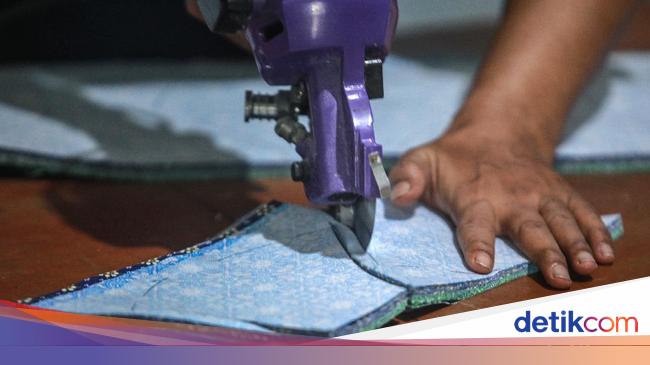 Pengusaha Konveksi Terancam Setop Produksi Gegara Banjir Pakaian Impor Ilegal